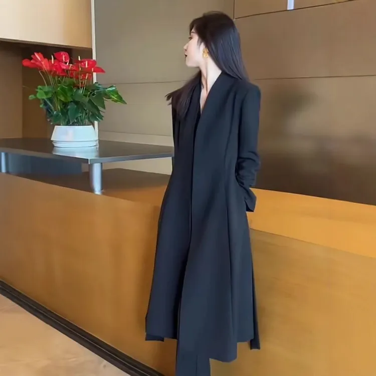 秋新款时尚大码女装过膝风衣外套胖mm收腰显瘦长款西装大衣200斤