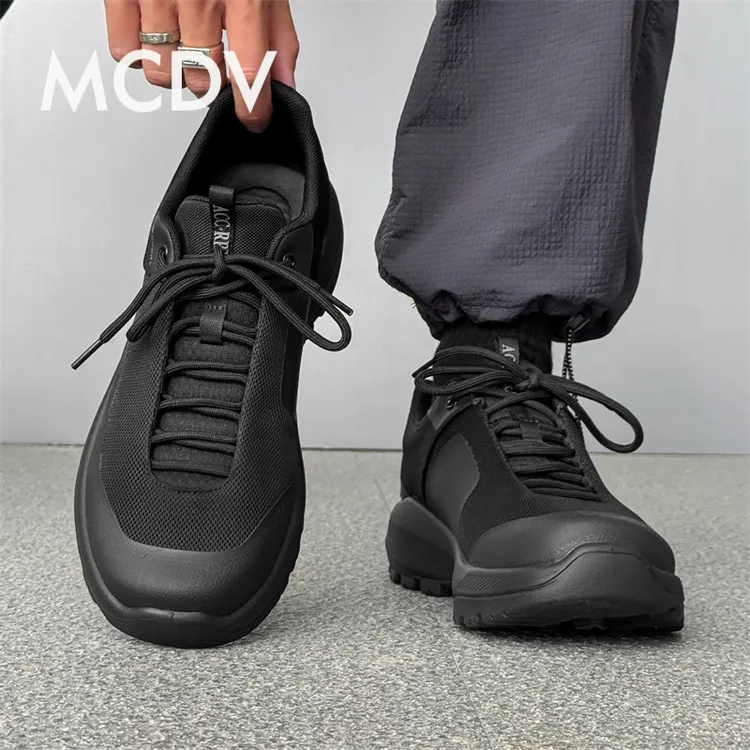 2025夏季新款男士软底透气网面潮鞋休闲运动鞋轻便户外健步潮流款