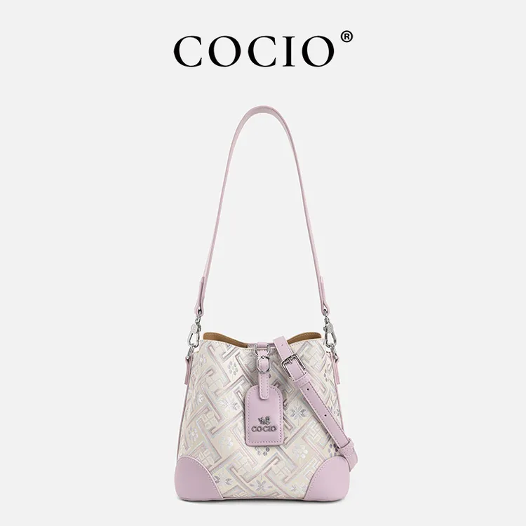 COCIO斜挎女包包2025新款潮高级百搭新中式锦绣水桶包单肩包CC302