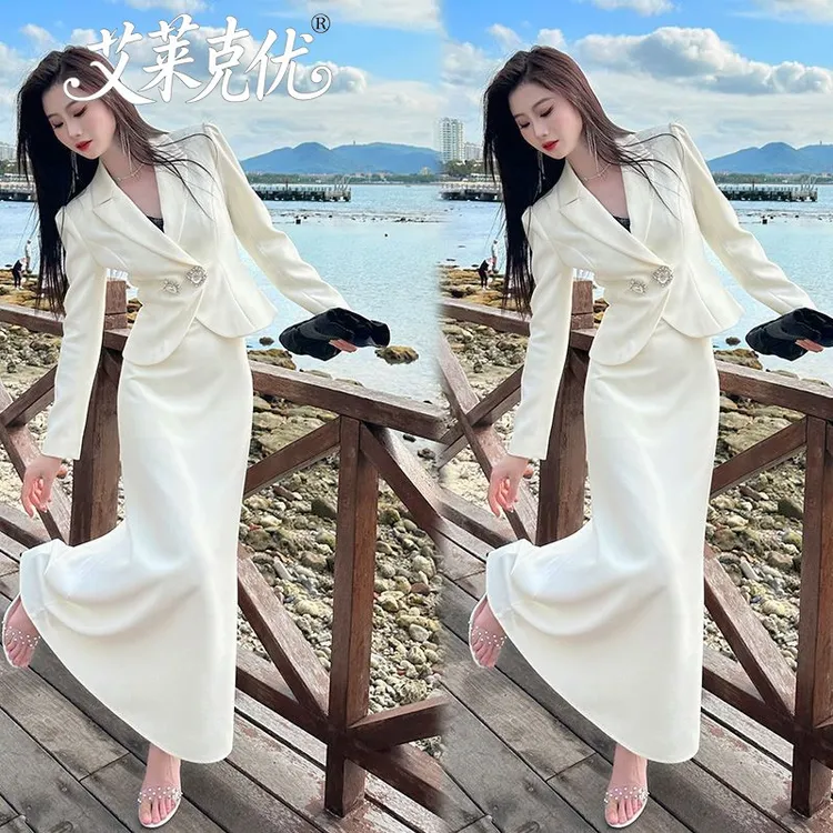气质名媛高档套装女2025春秋新款收腰显瘦西服外套高腰裙子两件套
