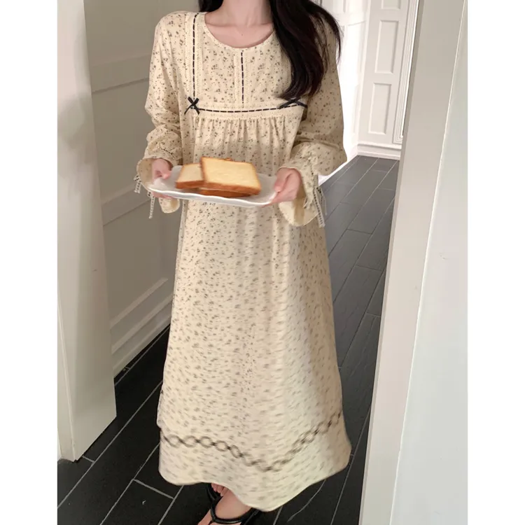 宫廷风甜美蕾丝花边碎花灯芯绒睡裙女款春秋季长袖睡衣家居服套装