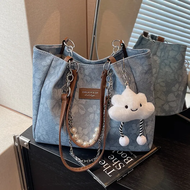 大容量牛仔帆布腋下包女2025新款学院风上课手提单肩包链条托特包