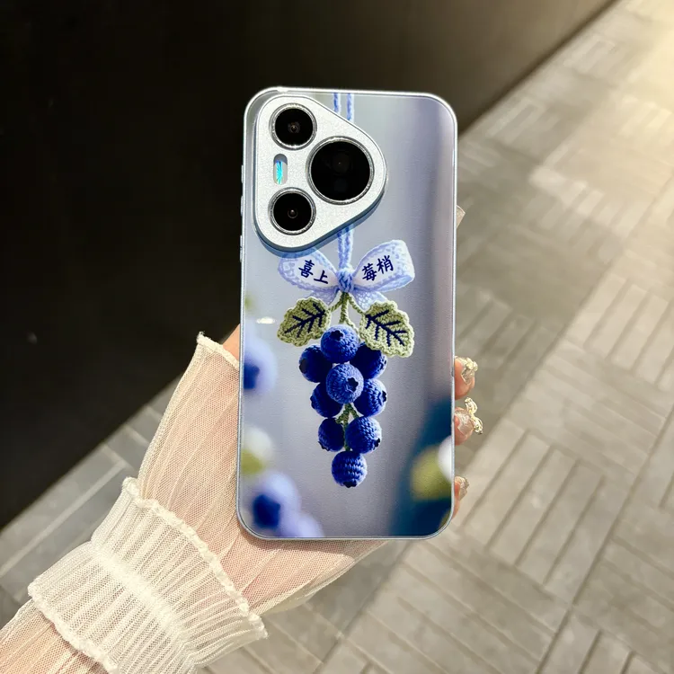 苹果/华为/oppo/vivo/小米 喜上莓梢适用pura70肤感玻璃手机壳