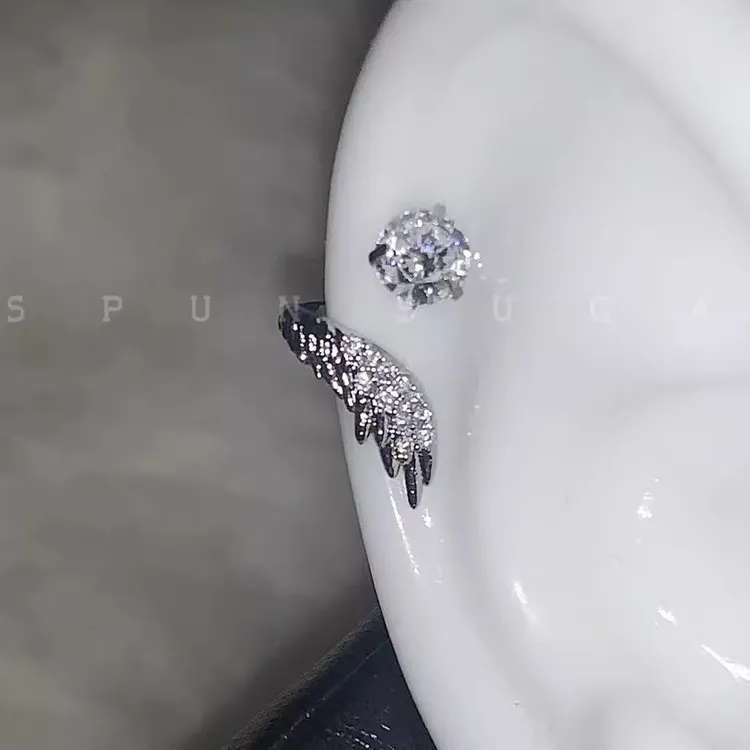 绝美天使羽翼耳骨钉百搭小众独特个性天使翅膀缠绕耳钉百搭耳环女