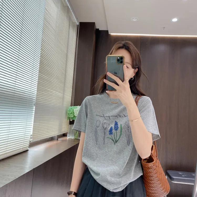 IMFLY金小金自制女装 T恤DYW9322夏季圆领花束图案印花短袖T恤