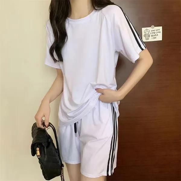 夏季新款短袖短裤两件套洋气运动套装大码宽松女装休闲时尚款恤