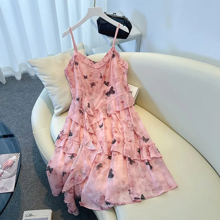 胖mm新款大码吊带连衣裙气质高级感夏季百搭甜美蝴蝶碎花收腰裙子