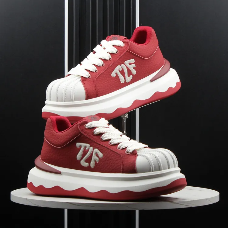 2025秋冬新款高级感贝壳头厚底板鞋男红色系带休闲鞋增高百搭潮鞋