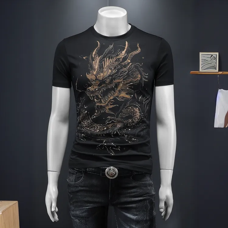 肯梅灵列短袖t恤男士夏季新款个性霸气龙腾图案烫钻印花帅气t恤