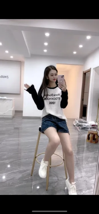 高品质字母印花长袖T恤