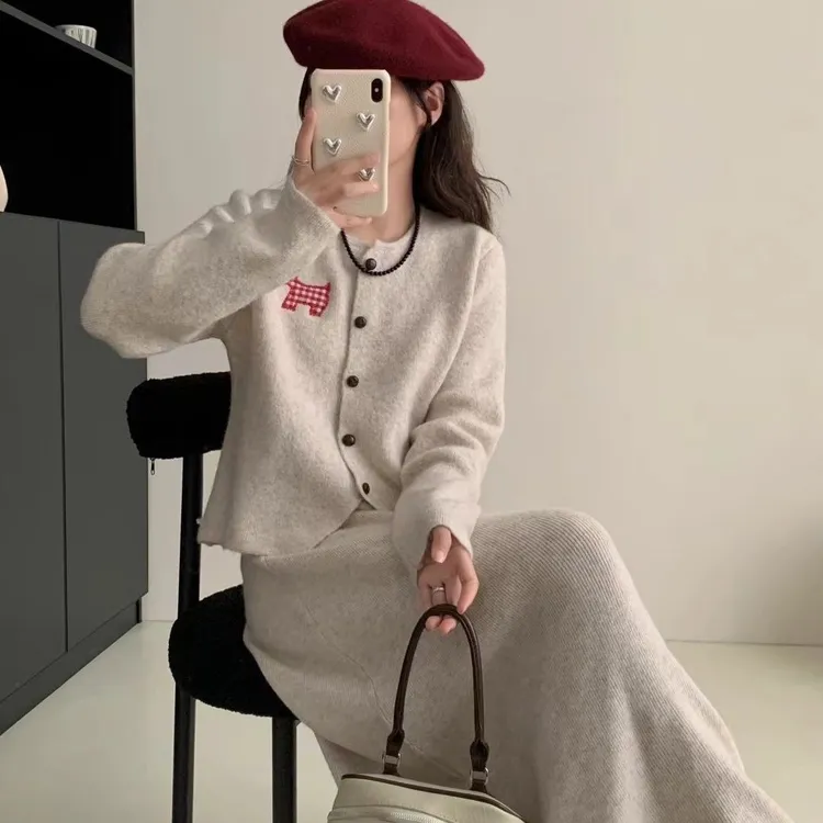 高级感大码减龄长袖开衫上衣+半身裙两件套女胖mm显瘦搭配一整套