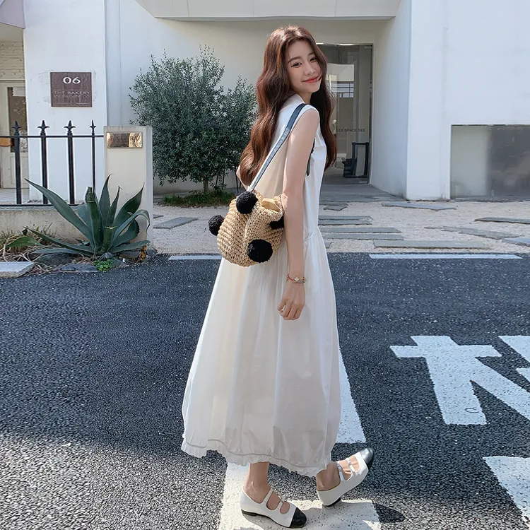 白色无袖背心连衣裙裙子女夏季新款法式温柔风宽松减龄超好看长裙
