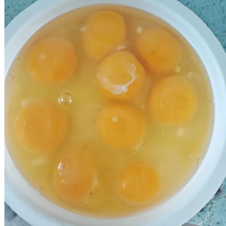 东北农家土鸡蛋笨鸡蛋，自家散养天然绿色，无抗生素无色素健康食品