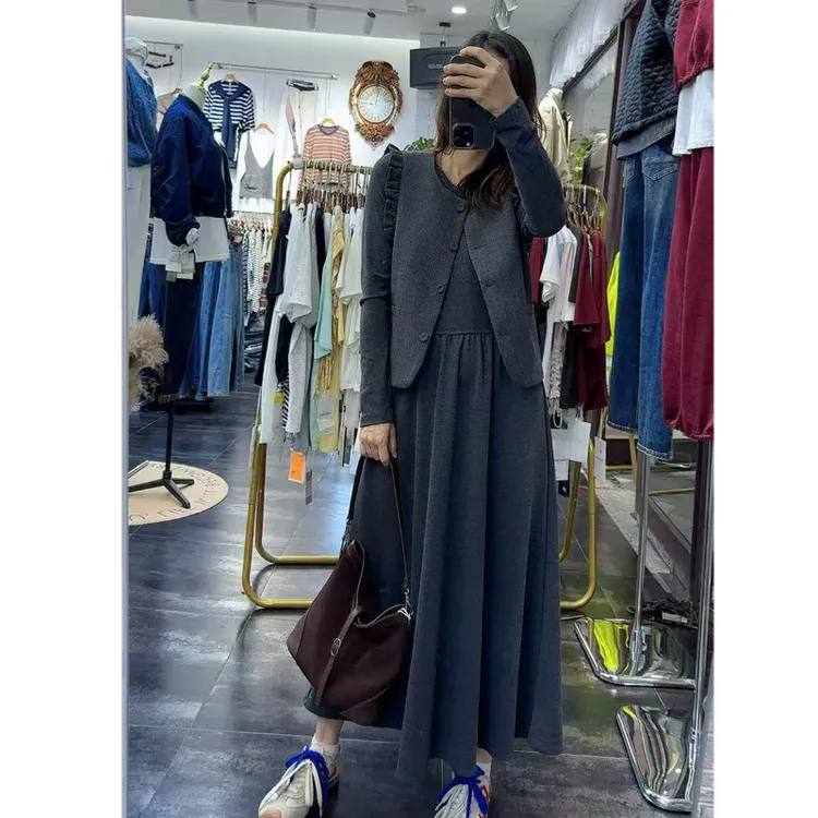 秋冬新品温柔风高档优雅马夹长袖连衣裙毛呢两件套套装女气质款潮