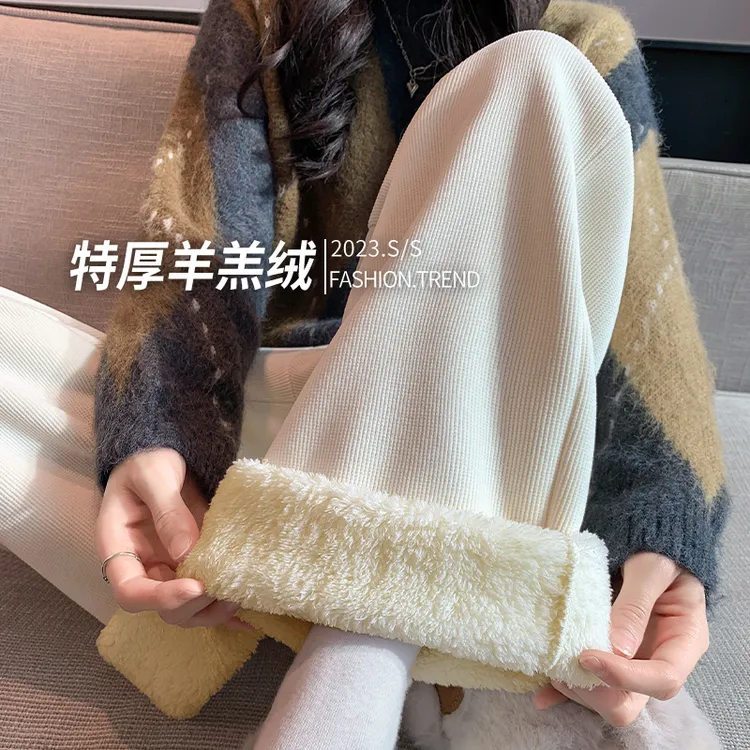 白色羊羔绒阔腿裤女春秋外穿棉裤宽松直筒秋冬加绒休闲灯芯绒裤子