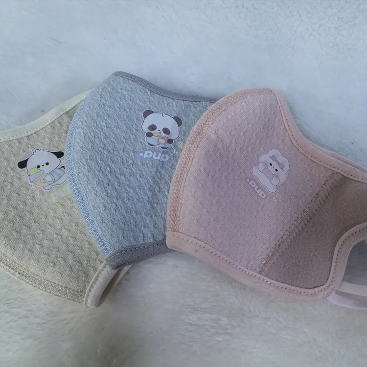 纯棉防风透气卡通儿童口罩秋冬季男女通用防寒面罩