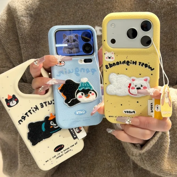 刺绣趴趴小狗标签适用苹果17/16promax手机壳华为vivoppo小米15潮