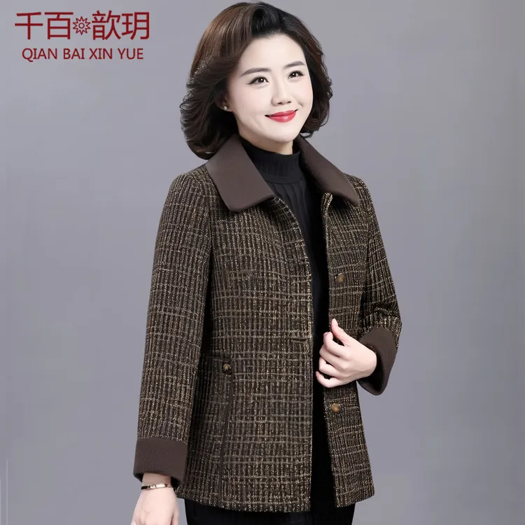 品牌妈妈秋冬新款洋气毛呢外套小个子中老年女士翻领短款呢子上衣