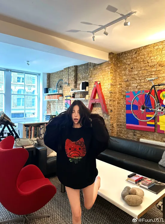 FuunJ Cooking KK慵懒宽松设计感kt印花套头卫衣女松弛感显瘦上衣