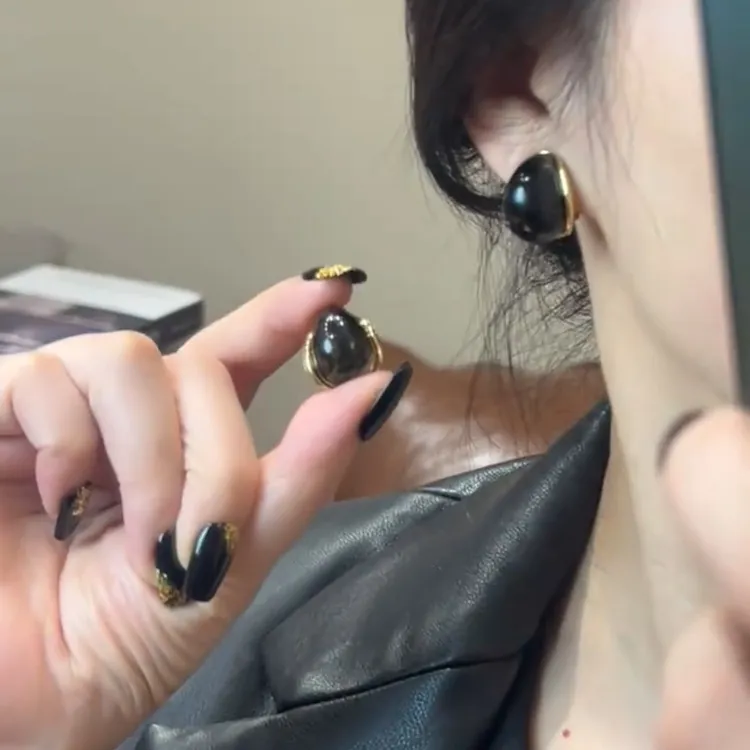 夸张设计感黑色水滴形耳扣女时尚气质个性高级感耳环耳饰品7136