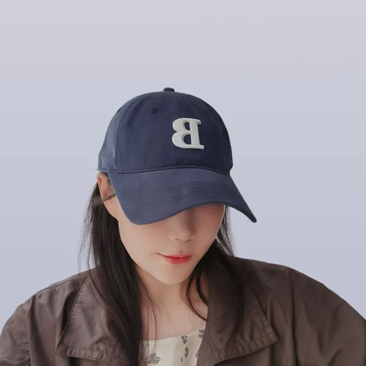 25新款棒球帽女字母B时尚刺绣帽子街头休闲百搭软顶显脸小鸭舌帽