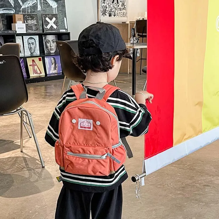 儿童书包幼儿园女孩超轻小宝宝背包百搭男童外出旅游小学生双肩包