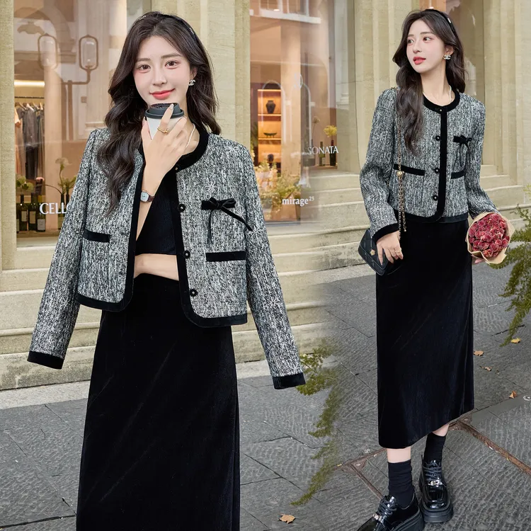 法式小香风羊毛呢套装裙女2025年秋冬新款高级感丝绒半身裙两件套