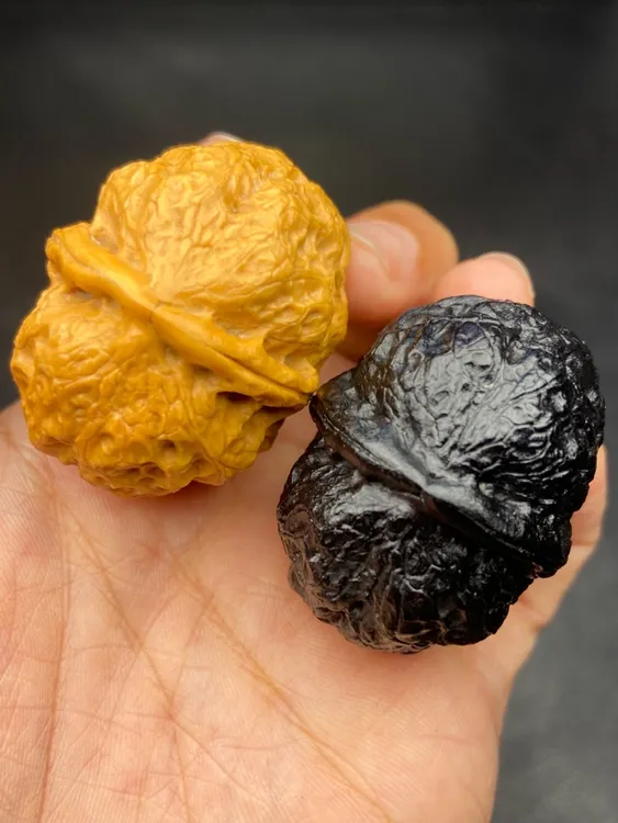 云南铁核桃 文玩核桃 39-40尺阴阳对霸王蟾发货图片同款随机一对