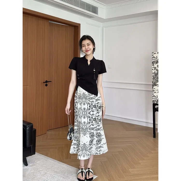 【现货】张阿星新中式立领国风修身不规则设计感正肩修身收腰连衣裙