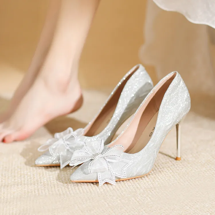 法式水晶鞋细闪亮片公主银色婚鞋水钻蝴蝶结尖头高跟鞋女细跟单鞋