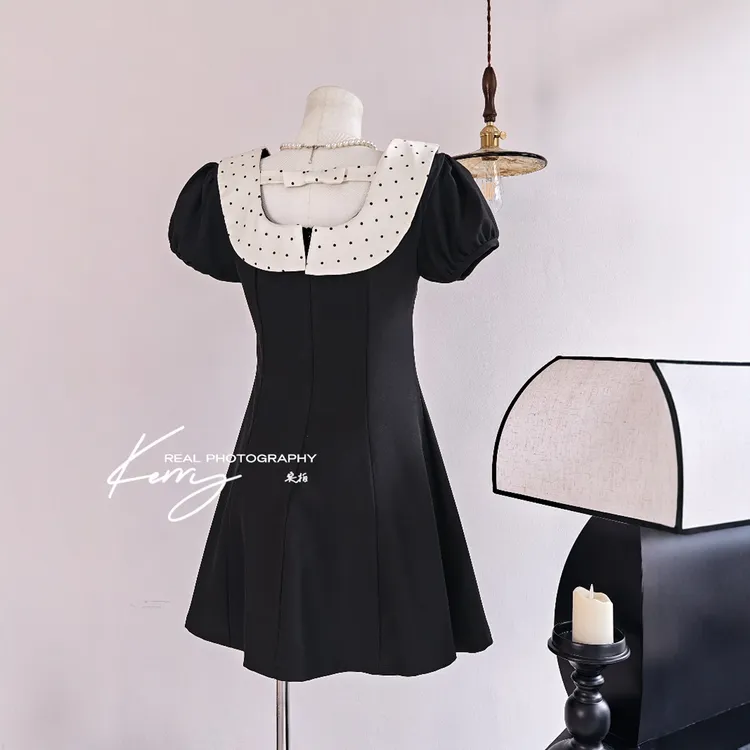 Kerry 心动小礼裙生日裙miu系法式泡泡袖连衣裙小黑裙收腰显瘦女