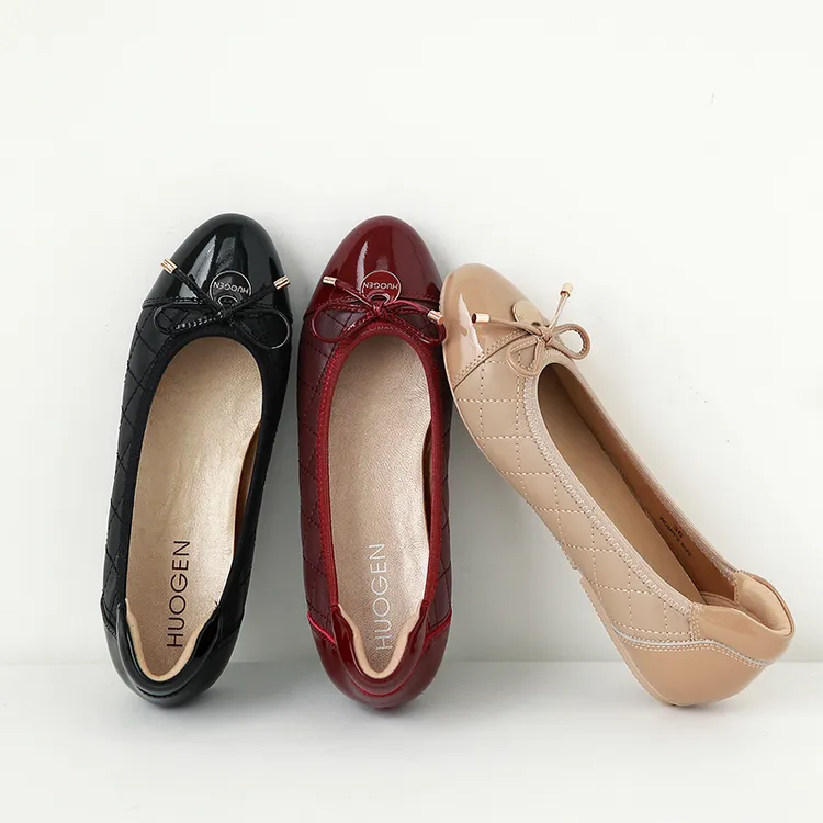 HUOGEN平底单鞋女圆头黑色2025新款小香风舒适红色真羊皮软底鞋