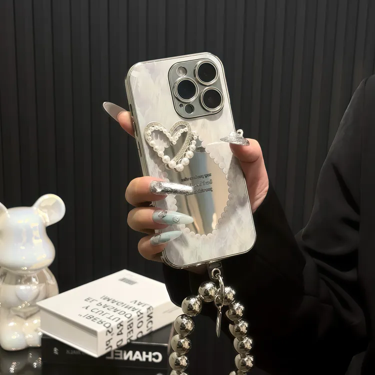 轻奢名媛风补妆镜手链适用苹果15/16手机壳vivo华为p70oppo小米14