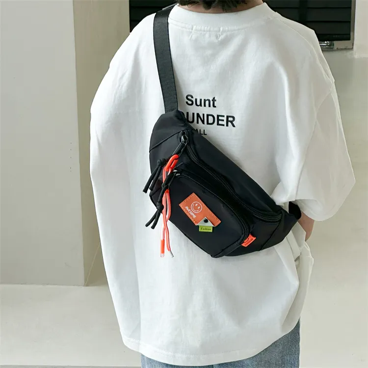 网红儿童洋气单肩胸包潮酷出游男女孩时尚斜挎小背包宝宝零钱童包