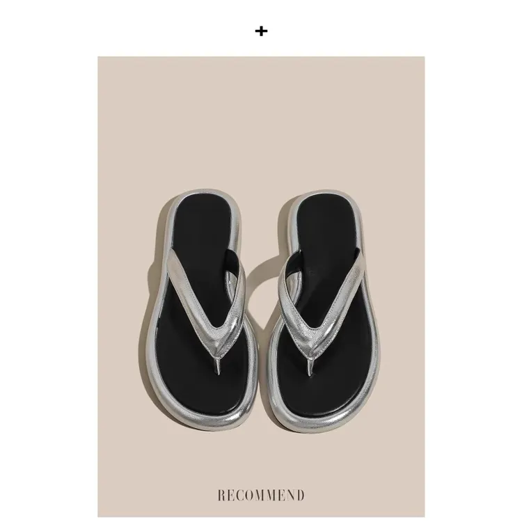 银色人字拖鞋女软底2024年新款夏季外穿平底凉拖女鞋懒人凉鞋女