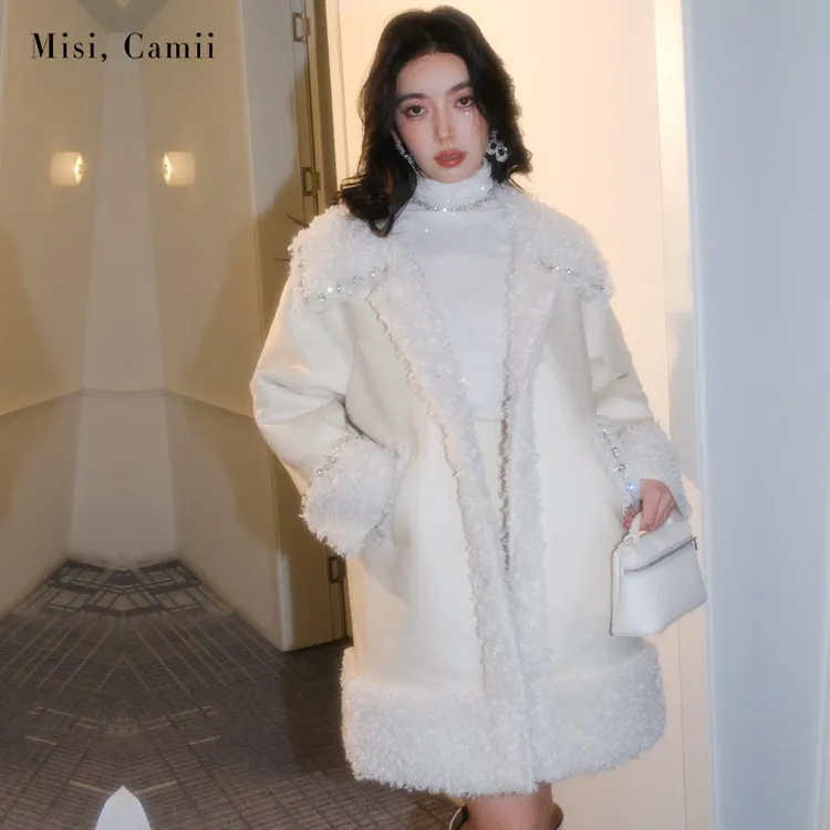 Misi,Camii2024新款女士名媛时尚钻饰长毛皮毛一体大衣长款外套