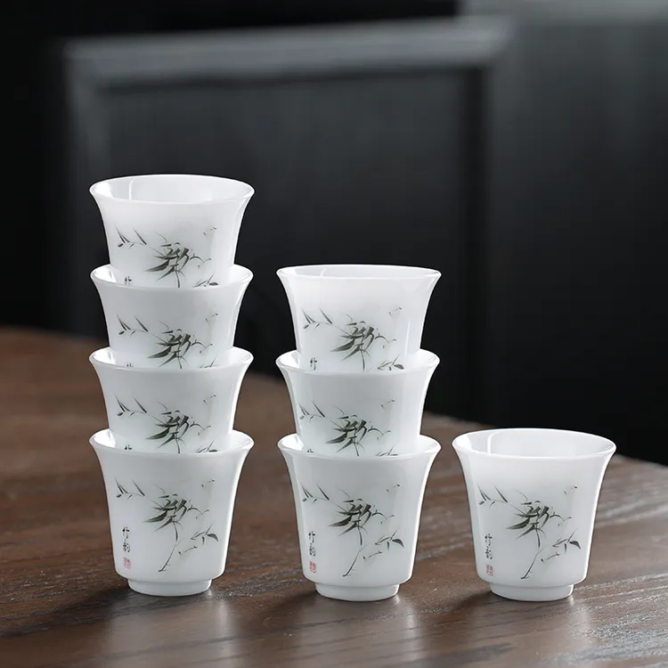手绘冰种羊脂玉瓷茶杯专业茶碗功夫茶具陶瓷墨竹主人杯家用待客