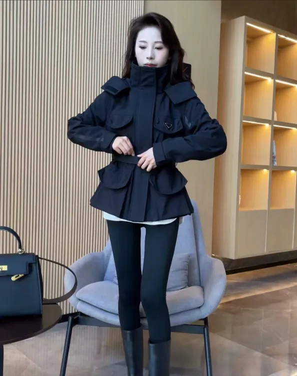 同款2025冬季新款韩版时尚加绒外套女修身收腰连帽