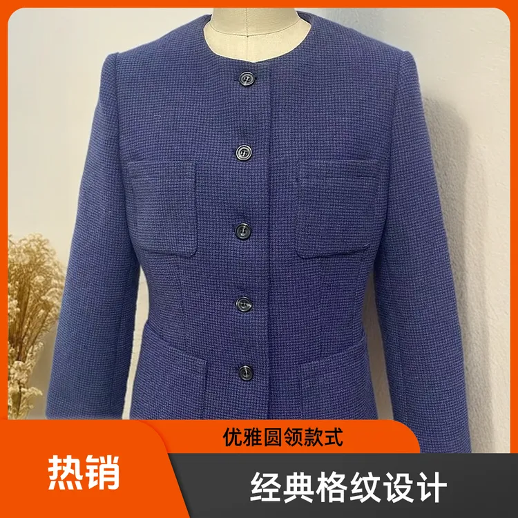 早春高级感气质中式无领单排扣混纺短款小香风秋冬外套时尚秋季