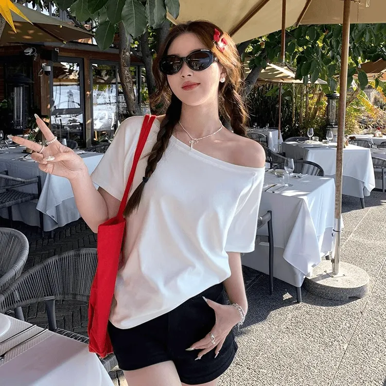 2025夏季爆款一字领明星同款T恤女甜美露肩性感上衣辣妹斜肩短袖