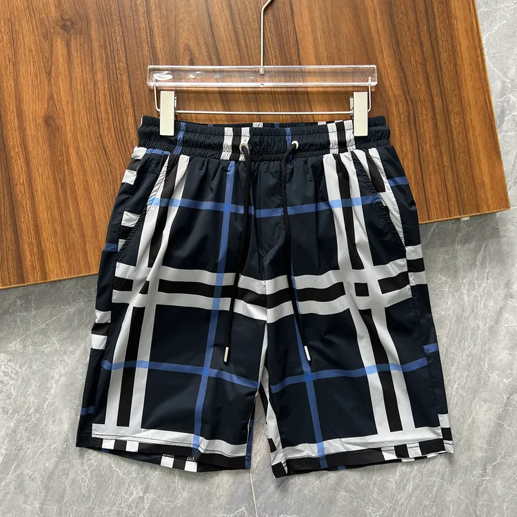 2025夏季高端欧货时尚经典老花格子休闲男士直筒松紧腰短裤沙滩裤