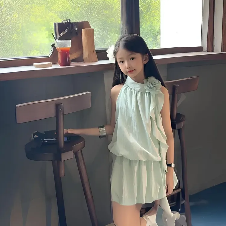 夏季女童无袖套装2025夏款无袖挂脖法式夏季短裙挂脖套装甜美韩版