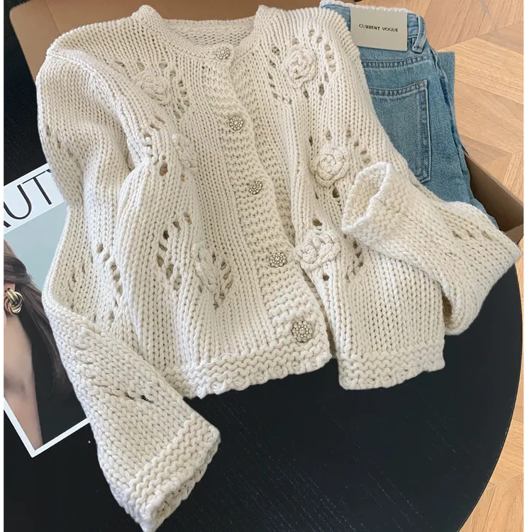 法式长袖开衫款春秋新款小众针织衫外套立体花朵设计感镂空短款