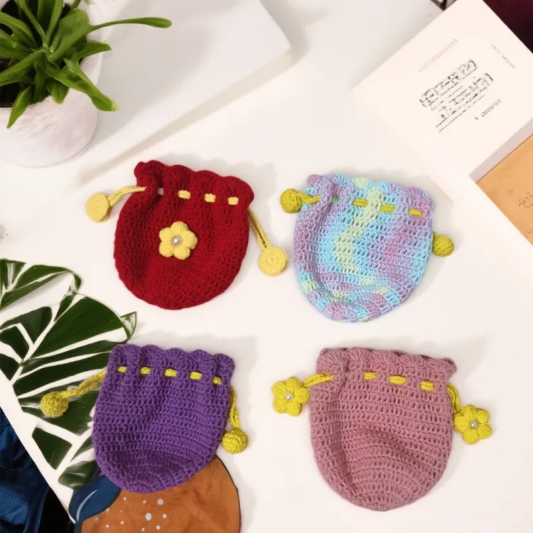 手工毛线钩织福袋包包零钱包耳机包卡包创意礼物束口包