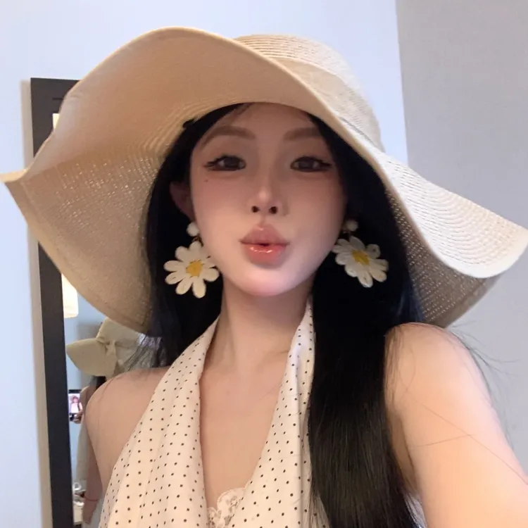 泰泰日记！度假熟女弧度边草帽大帽檐女夏季出游沙滩防晒帽子海边