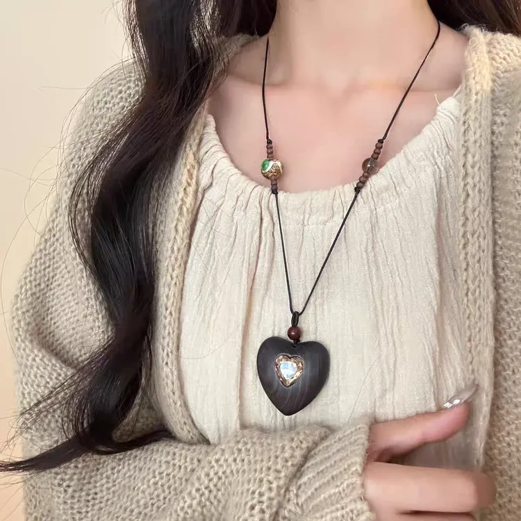 非金属木质项链 黑檀木爱心长款项链个性百搭复古毛衣链小众配饰