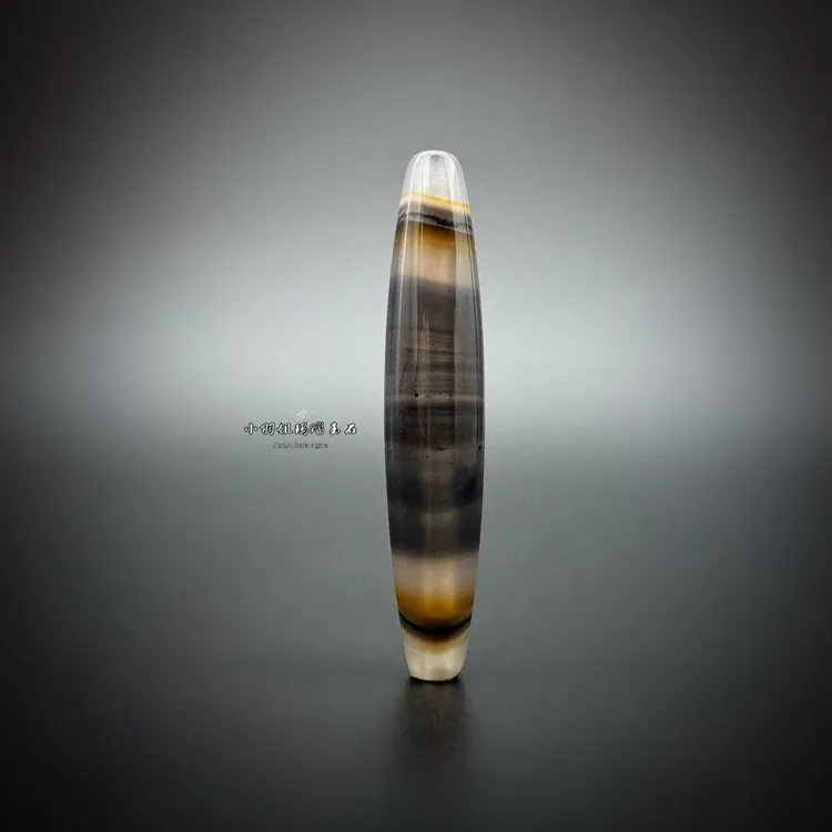 天然缠丝玛瑙满线灰丝 尺寸 47.5*9.3