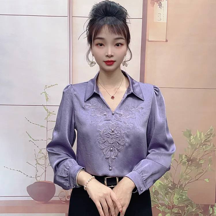 2025秋季新款刺绣翻领显瘦宽松型衬衣新中式长袖衬衫女装打底上衣