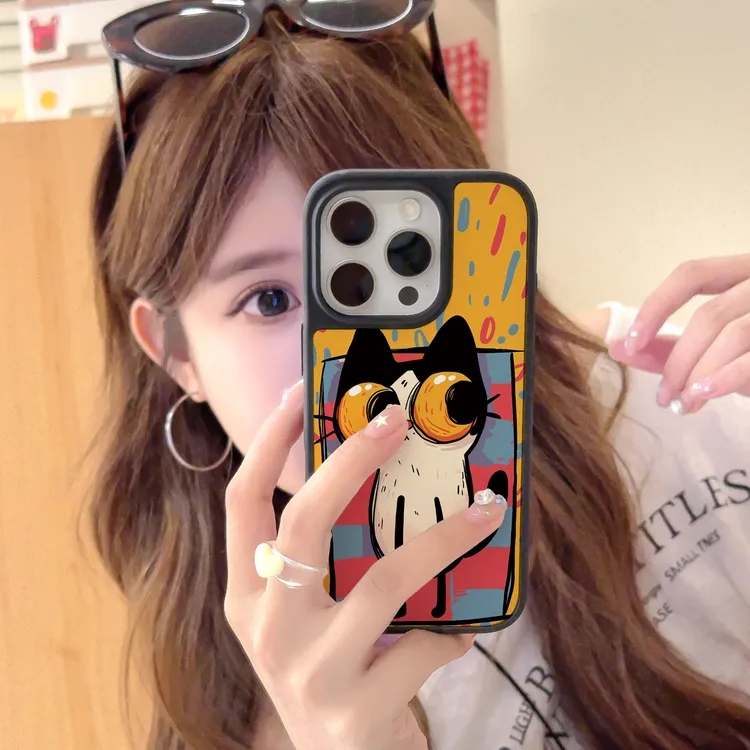 怪诞小猫适用苹果16promax手机壳iphone15新款14全包12可爱13女款