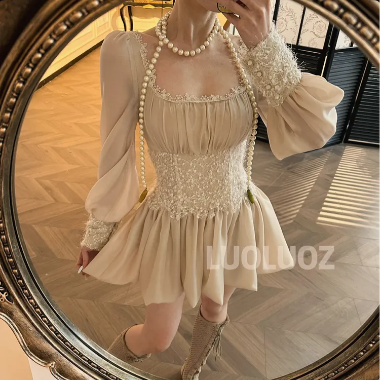 【现货】LUOLUOZ【轻羽织间】气质方领拼接收腰时尚短款连衣裙JF591